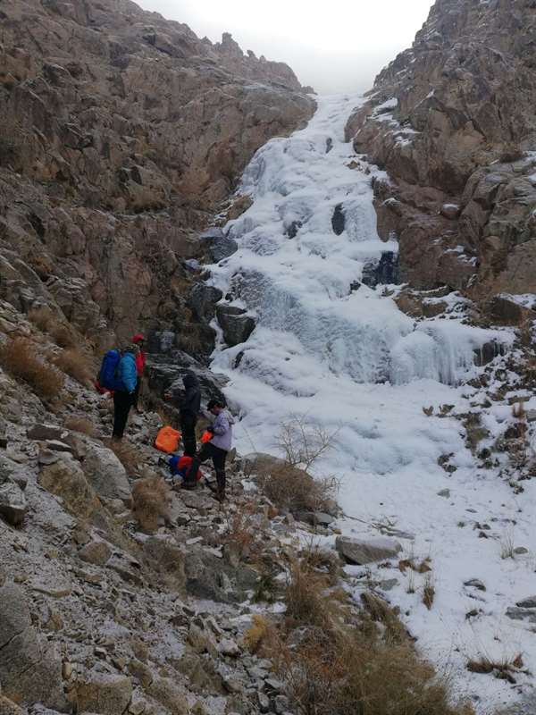 آبشار یخی دشتک سانیچ