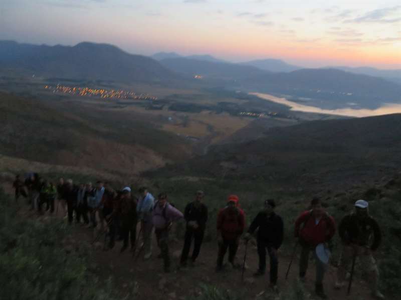 قله کلار(چ وب) از سمت شهرک گلوگرد. روستای خدرآباد.