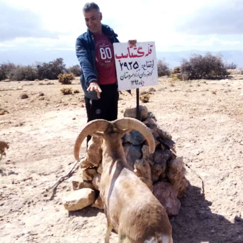قله گشناسب شهرستان سروستان -منطقه کوهنجان - شوریجه