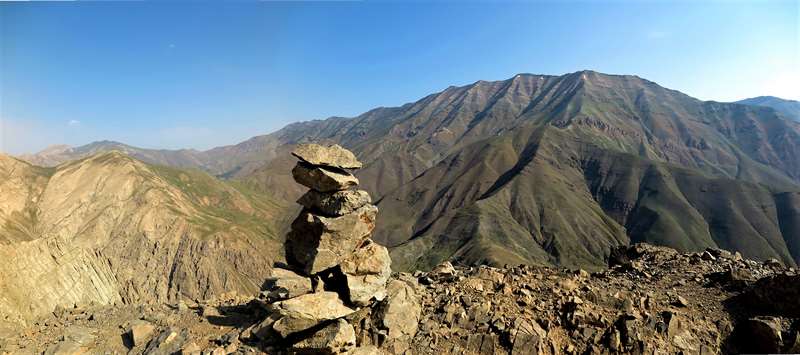 قلۀ روته از یالِ غربی