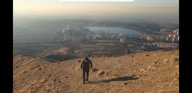 قله لتمال به آسیاب باد از آبشار تهران
